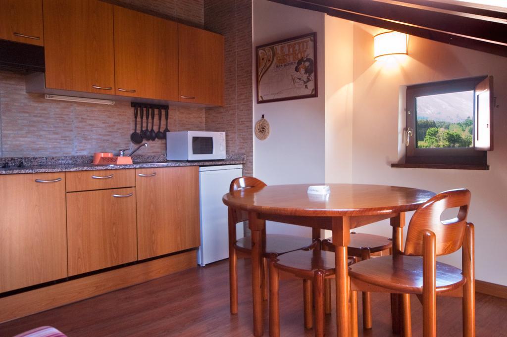 Apartamentos El Cueto De Los Collado Villanueva de Pria Экстерьер фото
