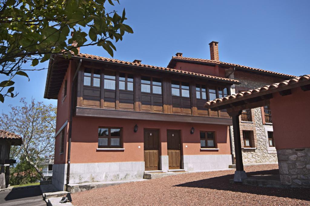 Apartamentos El Cueto De Los Collado Villanueva de Pria Экстерьер фото